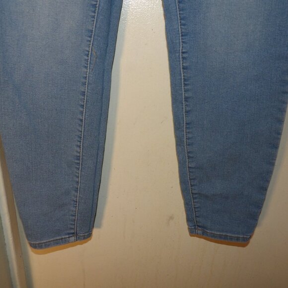 Wax Jeans High Rise Light Wash Skinny Jeans Sz 16 - Picture 3 of 5